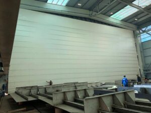 Megapack® High-Speed Fold-Up Door